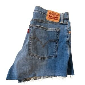 Levi's Blue Denim Cut Off Jean Shorts | Classic | Summer | 32/14